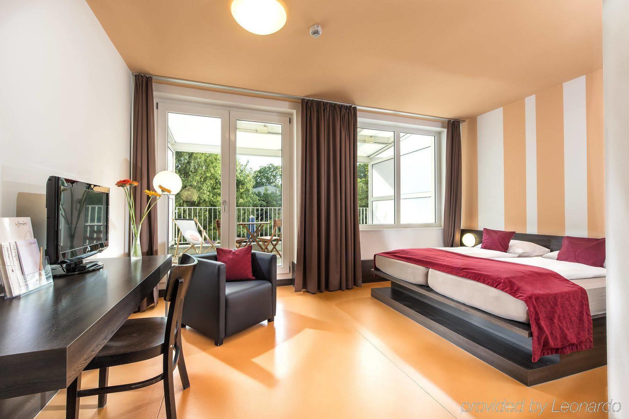 Hotel Grenzfall Berlin Exterior photo